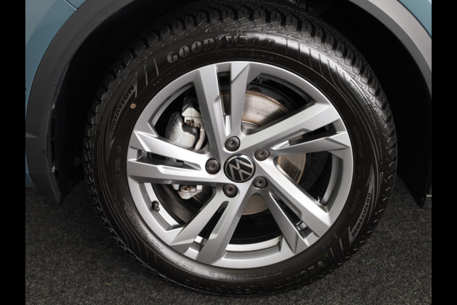Volkswagen T-Roc 1.5 TSI R-Line 150 PK DSG | Navigatie | Trekhaak afneembaar | ErgoActive Stoel Pakket | Parkeercamera |