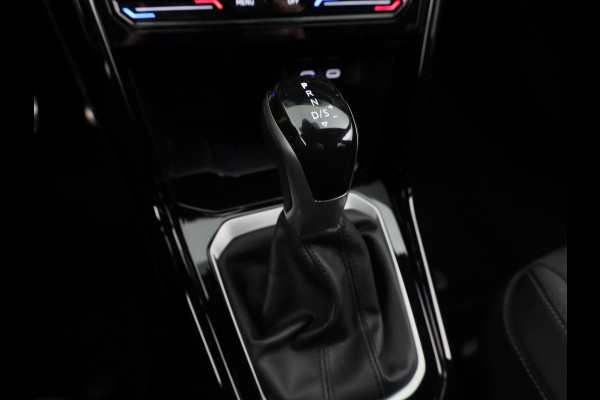 Volkswagen T-Roc 1.5 TSI R-Line 150 PK DSG | Navigatie | Trekhaak afneembaar | ErgoActive Stoel Pakket | Parkeercamera |