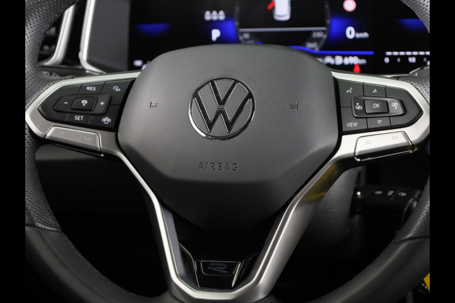 Volkswagen T-Roc 1.5 TSI R-Line 150 PK DSG | Navigatie | Trekhaak afneembaar | ErgoActive Stoel Pakket | Parkeercamera |