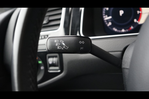 Volkswagen Golf 1.4 TSI Highline AUTOMAAT-ACC-KEYLESS-LEDER-PANORAMA-PDC-VIRTUEEL-STOELVERWARMING