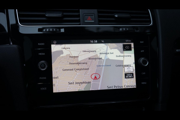 Volkswagen Golf 1.4 TSI Highline AUTOMAAT-ACC-KEYLESS-LEDER-PANORAMA-PDC-VIRTUEEL-STOELVERWARMING