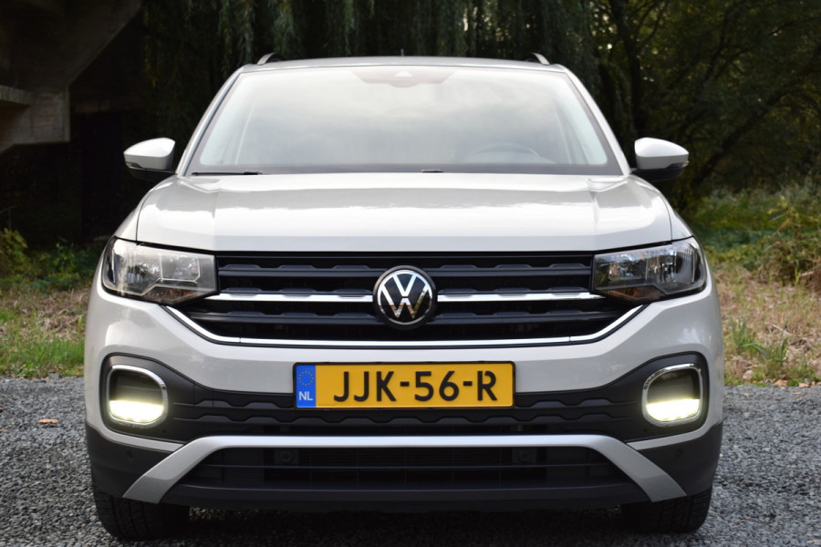 Volkswagen T-Cross TSI 110PK DSG STYLE NAVI/CARPLAY/PARKEERSENSOREN