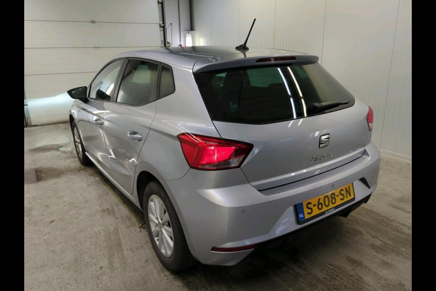 Seat Ibiza 1.0 EcoTSI Style Business Connect Navigatie Apple Carplay/Android Auto Parkeersensoren Cruise Control Stoelverwarming Virtual Cockpit Lichtmetalen velgen Climate Control