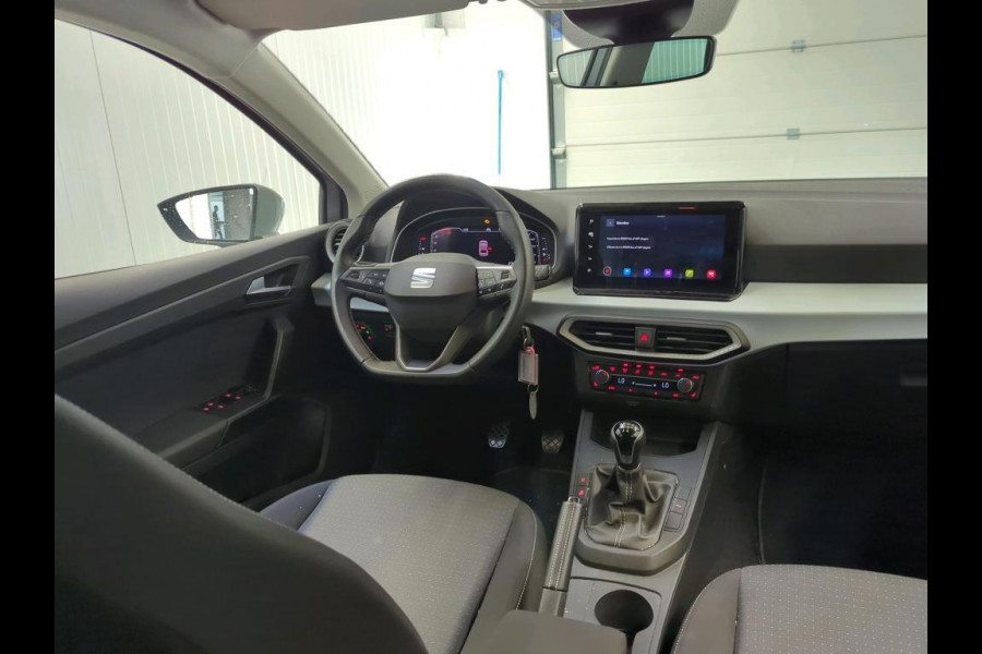 Seat Ibiza 1.0 EcoTSI Style Business Connect Navigatie Apple Carplay/Android Auto Parkeersensoren Cruise Control Stoelverwarming Virtual Cockpit Lichtmetalen velgen Climate Control