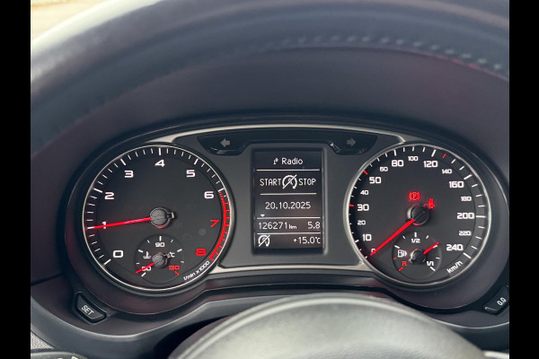 Audi A1 Sportback 1.0 TFSI Sport - Airco I Sport interieur & velgen I PDC I Veiligheid pakket I Dealer onderhouden