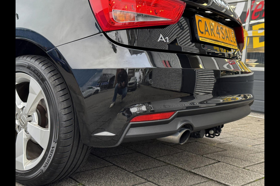 Audi A1 Sportback 1.0 TFSI Sport - Airco I Sport interieur & velgen I PDC I Veiligheid pakket I Dealer onderhouden