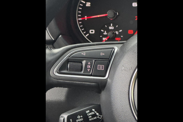 Audi A1 Sportback 1.0 TFSI Sport - Airco I Sport interieur & velgen I PDC I Veiligheid pakket I Dealer onderhouden