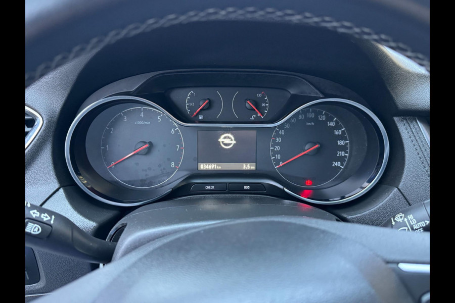 Opel Grandland X 1.2 Turbo Business Elegance - Navigatie I Airco I Sport velgen I Achteruitrij camera I PDC I Dealer onderhouden Opel Grandland X 1.2 Turbo Business Elegance - Navigatie I Airco I Sport velgen I Achteruitrij camera I PDC I Dealer onderhouden