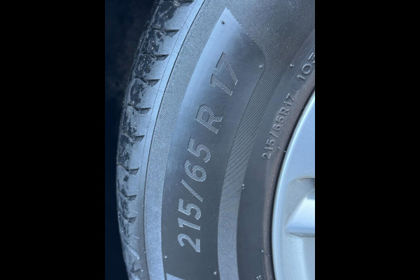 Opel Grandland X 1.2 Turbo Business Elegance - Navigatie I Airco I Sport velgen I Achteruitrij camera I PDC I Dealer onderhouden Opel Grandland X 1.2 Turbo Business Elegance - Navigatie I Airco I Sport velgen I Achteruitrij camera I PDC I Dealer onderhouden