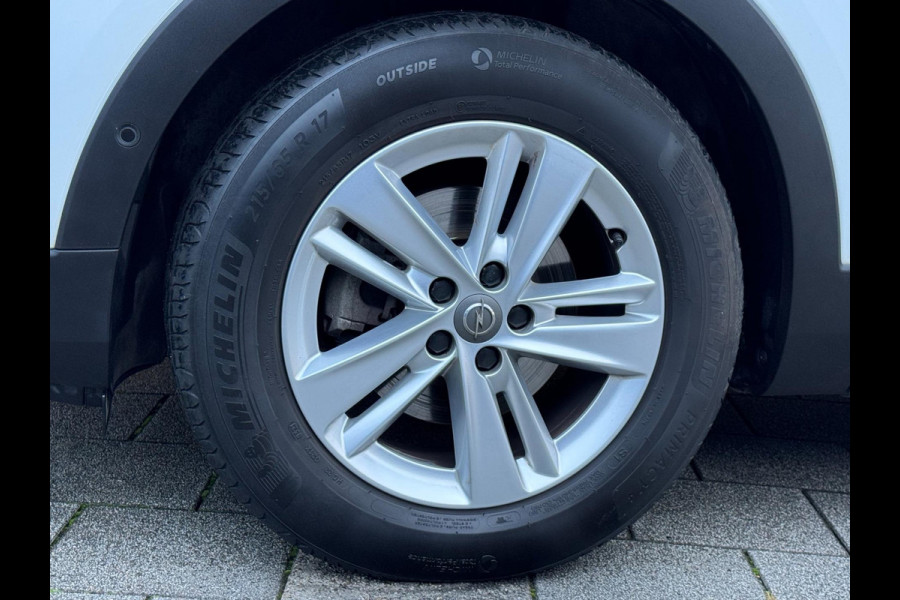Opel Grandland X 1.2 Turbo Business Elegance - Navigatie I Airco I Sport velgen I Achteruitrij camera I PDC I Dealer onderhouden Opel Grandland X 1.2 Turbo Business Elegance - Navigatie I Airco I Sport velgen I Achteruitrij camera I PDC I Dealer onderhouden