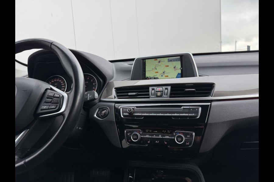 BMW X1 sDrive18i 136pk High Executive Automaat BMW X1 sDrive18i 136pk High Executive Automaat