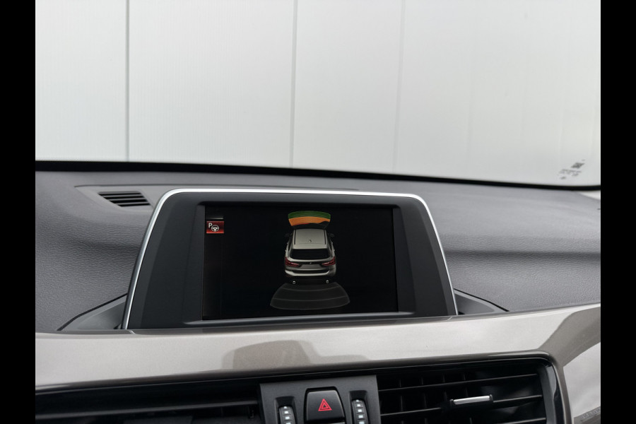 BMW X1 sDrive18i 136pk High Executive Automaat BMW X1 sDrive18i 136pk High Executive Automaat