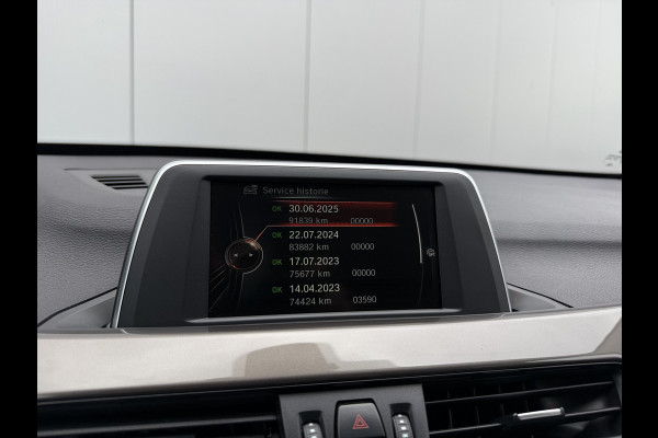 BMW X1 sDrive18i 136pk High Executive Automaat BMW X1 sDrive18i 136pk High Executive Automaat