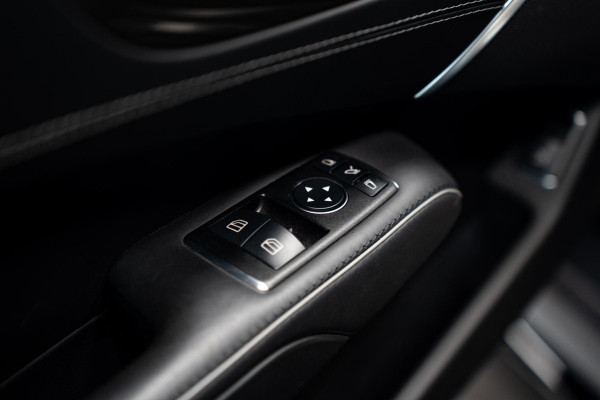 Mercedes-Benz SL-Klasse AMG 63 *AMG Driver's Package / Cabriolet / Harman-Kardon / Stoelventilatie / Keyless* Mercedes-Benz SL-Klasse AMG 63 *AMG Driver's Package / Cabriolet / Harman-Kardon / Stoelventilatie / Keyless*