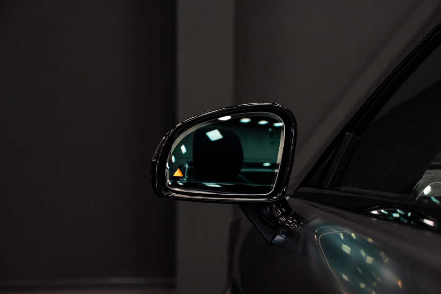 Mercedes-Benz SL-Klasse AMG 63 *AMG Driver's Package / Cabriolet / Harman-Kardon / Stoelventilatie / Keyless* Mercedes-Benz SL-Klasse AMG 63 *AMG Driver's Package / Cabriolet / Harman-Kardon / Stoelventilatie / Keyless*