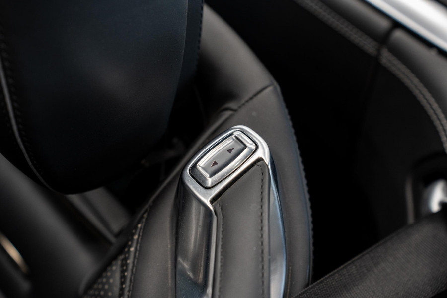 Mercedes-Benz SL-Klasse AMG 63 *AMG Driver's Package / Cabriolet / Harman-Kardon / Stoelventilatie / Keyless* Mercedes-Benz SL-Klasse AMG 63 *AMG Driver's Package / Cabriolet / Harman-Kardon / Stoelventilatie / Keyless*