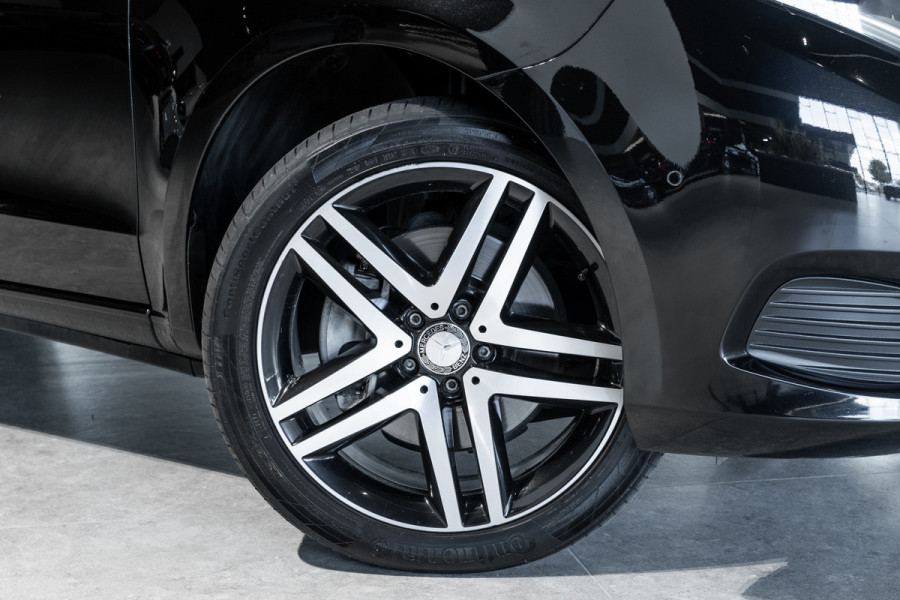Mercedes-Benz V-Klasse 250d 4-MATIC Lang Avantgarde Edition 8-Persoons|Burmester|360-camera|19"| Active Cruise|Stoelventilatie Mercedes-Benz V-Klasse 250d 4-MATIC Lang Avantgarde Edition 8-Persoons|Burmester|360-camera|19"| Active Cruise|Stoelventilatie