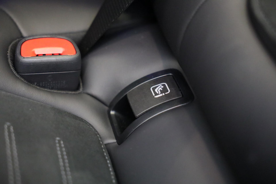 Mercedes-Benz GLC 300e 4MATIC AMG 63 Look / Memory / Burmester / Head Up / Open Pano / 360 Camera / Acc / Trekhaak / 21 Inc Mercedes-Benz GLC 300e 4MATIC AMG 63 Look / Memory / Burmester / Head Up / Open Pano / 360 Camera / Acc / Trekhaak / 21 Inc