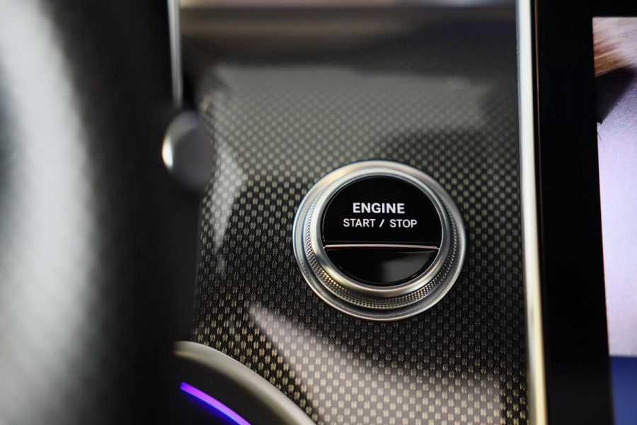 Mercedes-Benz GLC 300e 4MATIC AMG 63 Look / Memory / Burmester / Head Up / Open Pano / 360 Camera / Acc / Trekhaak / 21 Inc Mercedes-Benz GLC 300e 4MATIC AMG 63 Look / Memory / Burmester / Head Up / Open Pano / 360 Camera / Acc / Trekhaak / 21 Inc