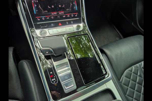 Audi Q7 60 TFSI e quattro Competition . Head-up . Sportstoelen. Panodak Audi Q7 60 TFSI e quattro Competition . Head-up . Sportstoelen. Panodak