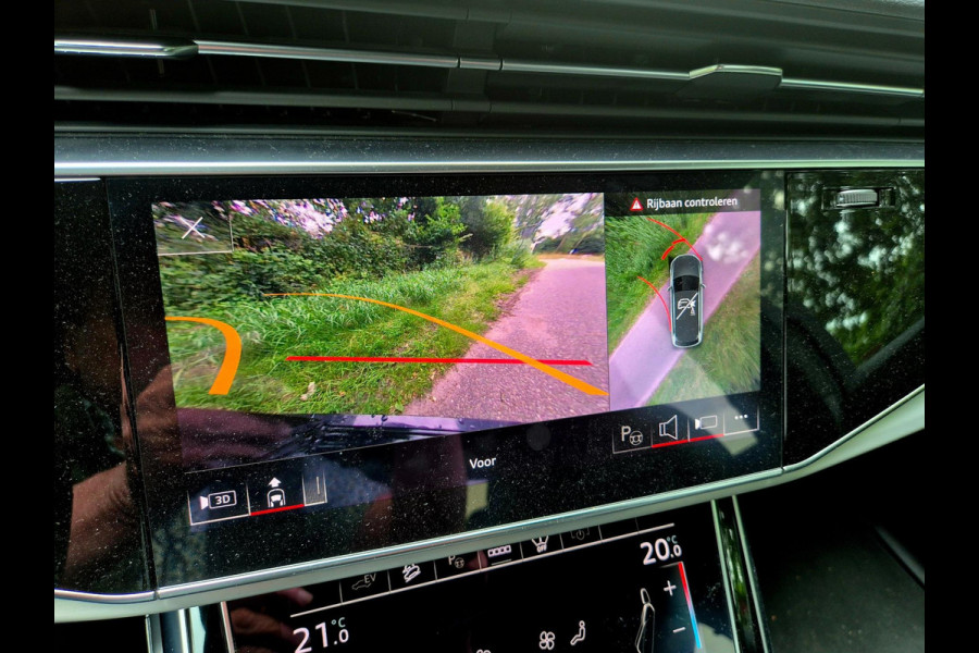 Audi Q7 60 TFSI e quattro Competition . Head-up . Sportstoelen. Panodak Audi Q7 60 TFSI e quattro Competition . Head-up . Sportstoelen. Panodak