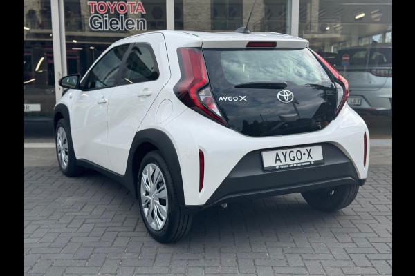 Toyota Aygo X 1.0 VVT-i Play | Automaat, Apple carplay/Android auto, Adaptieve cruise control