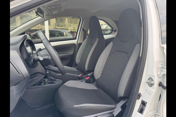 Toyota Aygo X 1.0 VVT-i Play | Automaat, Apple carplay/Android auto, Adaptieve cruise control