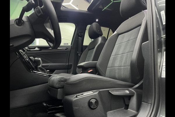 Volkswagen T-Roc 1.5 TSI R-Line | Black Edition | IQ | Pano Volkswagen T-Roc 1.5 TSI R-Line | Black Edition | IQ | Pano