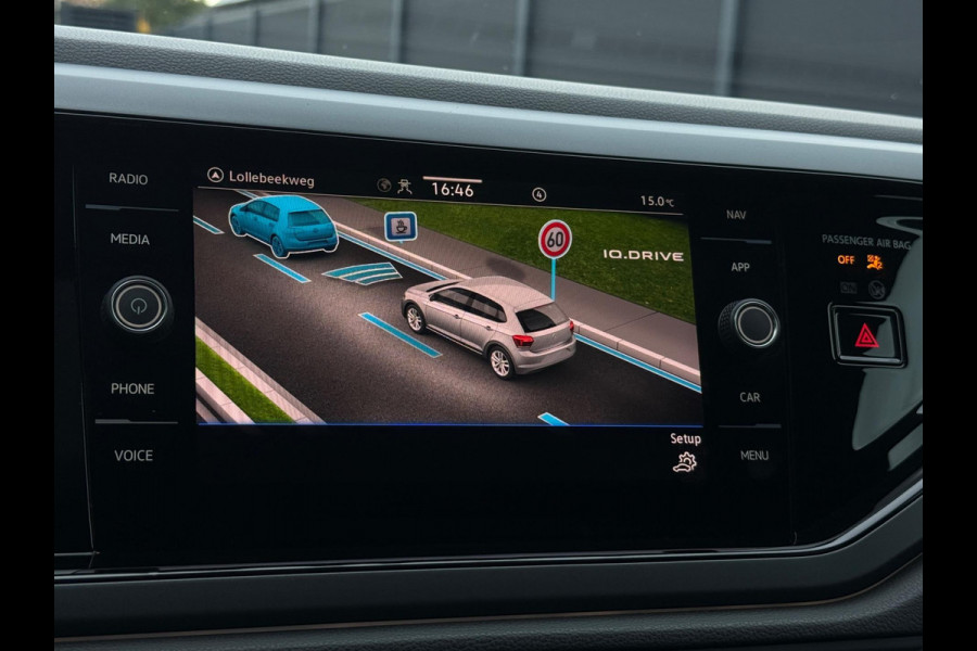 Volkswagen Polo 1.0 TSI 2x R-Line Panorama Camera CarPlay Volkswagen Polo 1.0 TSI 2x R-Line Panorama Camera CarPlay