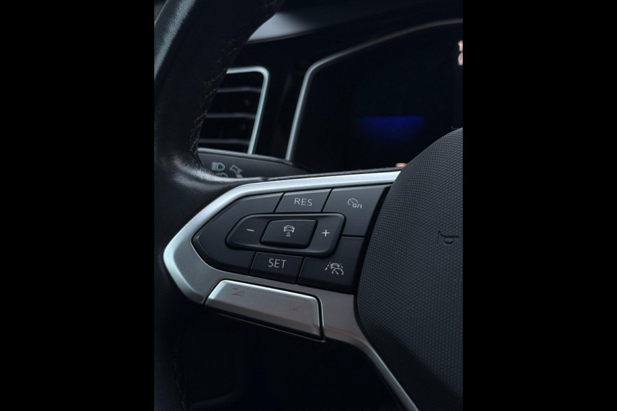 Volkswagen Polo 1.0 TSI 2x R-Line Panorama Camera CarPlay Volkswagen Polo 1.0 TSI 2x R-Line Panorama Camera CarPlay