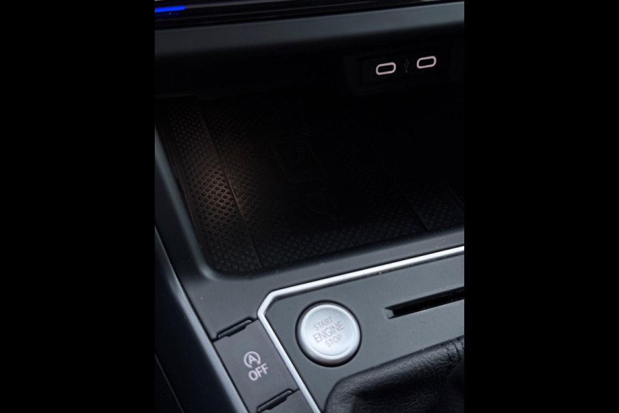 Volkswagen Polo 1.0 TSI 2x R-Line Panorama Camera CarPlay Volkswagen Polo 1.0 TSI 2x R-Line Panorama Camera CarPlay