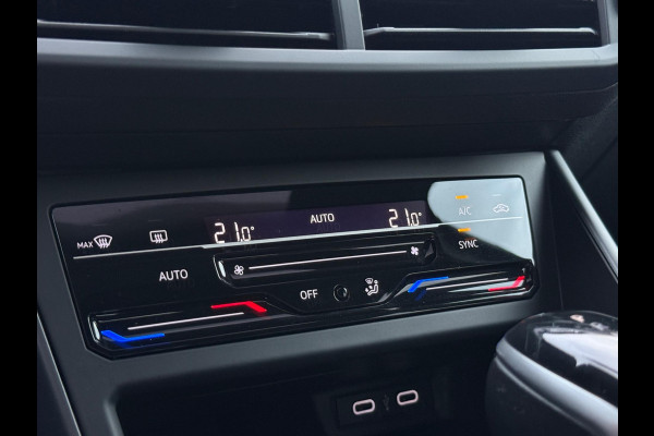 Volkswagen Polo 1.0 TSI 2x R-Line Panorama Camera CarPlay Volkswagen Polo 1.0 TSI 2x R-Line Panorama Camera CarPlay