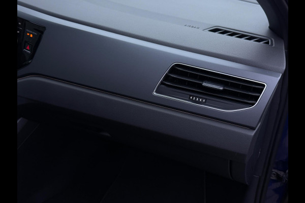 Volkswagen Polo 1.0 TSI 2x R-Line Panorama Camera CarPlay Volkswagen Polo 1.0 TSI 2x R-Line Panorama Camera CarPlay