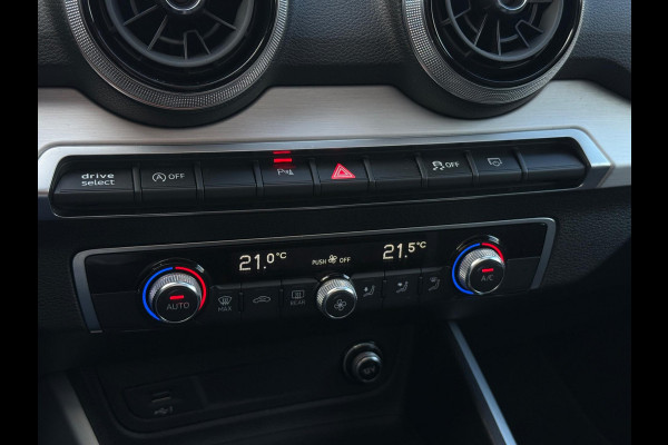 Audi Q2 35 TFSI 2x S-Line CarPlay Camera LED