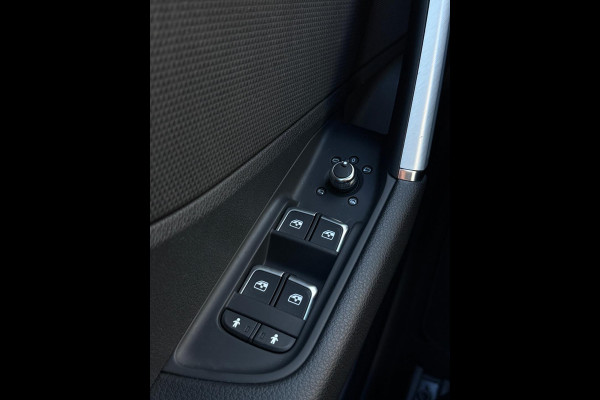 Audi Q2 35 TFSI 2x S-Line CarPlay Camera LED