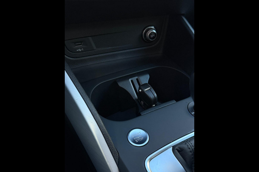 Audi Q2 35 TFSI 2x S-Line CarPlay Camera LED