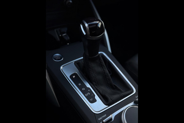 Audi Q2 35 TFSI 2x S-Line CarPlay Camera LED