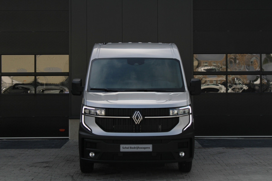 Renault Master T35 2.0 dCi 170pk L2H2 Extra - 2x Schuifdeur - Navigatie - Blind Spot - Camera - Stoelverwarming - Verwarmde voorruit - Rijklaar Renault Master T35 2.0 dCi 170pk L2H2 Extra - 2x Schuifdeur - Navigatie - Blind Spot - Camera - Stoelverwarming - Verwarmde voorruit - Rijklaar