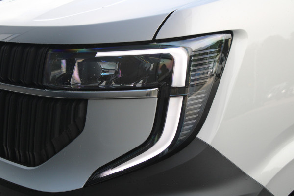 Renault Master T35 2.0 dCi 170pk L2H2 Extra - 2x Schuifdeur - Navigatie - Blind Spot - Camera - Stoelverwarming - Verwarmde voorruit - Rijklaar Renault Master T35 2.0 dCi 170pk L2H2 Extra - 2x Schuifdeur - Navigatie - Blind Spot - Camera - Stoelverwarming - Verwarmde voorruit - Rijklaar