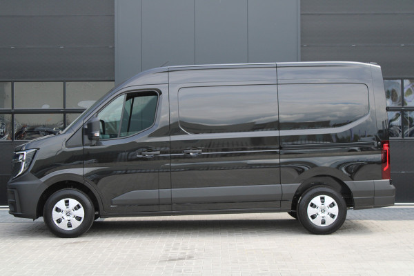 Renault Master T35 2.0 dCi 170pk L2H2 Extra - 2x Schuifdeur - Navigatie - Blind Spot - Camera - Stoelverwarming - Verwarmde voorruit - Rijklaar