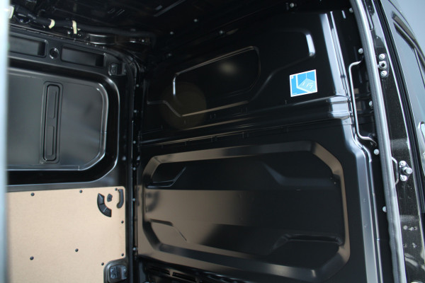 Renault Master T35 2.0 dCi 170pk L2H2 Extra - 2x Schuifdeur - Navigatie - Blind Spot - Camera - Stoelverwarming - Verwarmde voorruit - Rijklaar