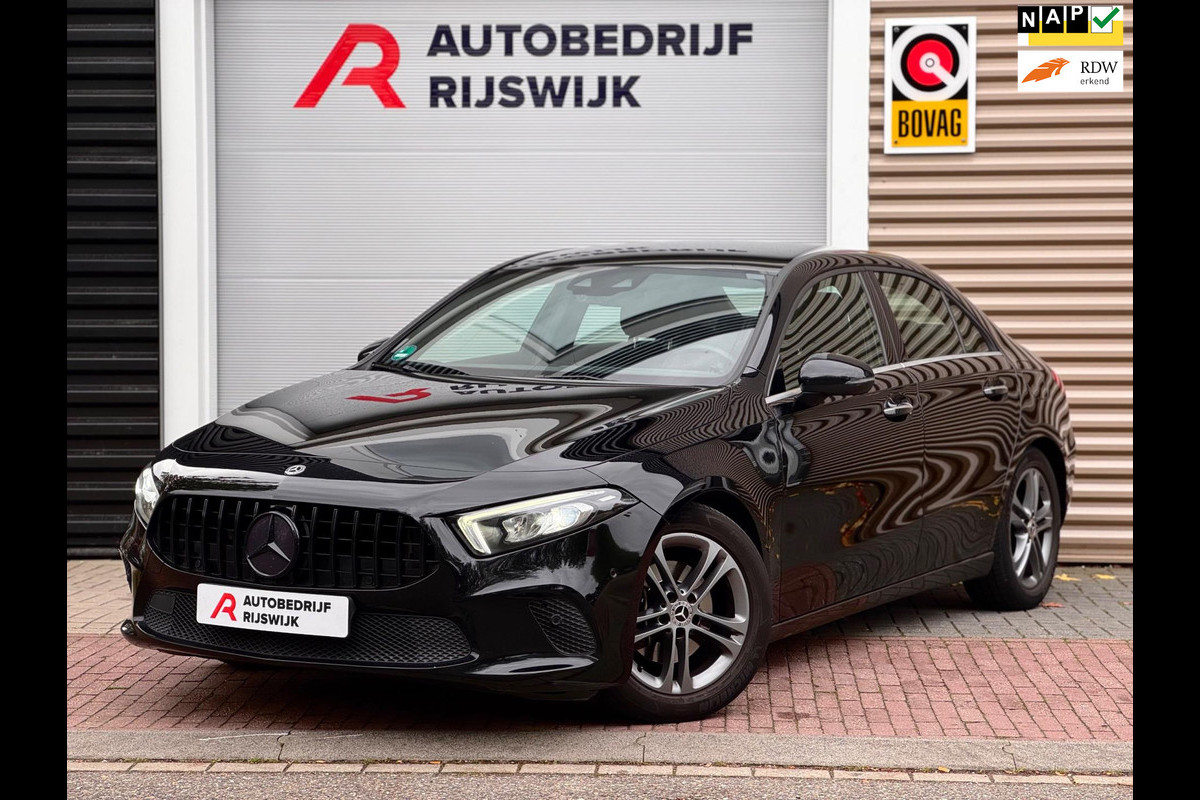 Mercedes-Benz A-Klasse 200 Edition Premium Sfeer/Camera/Navi Mercedes-Benz A-Klasse 200 Edition Premium Sfeer/Camera/Navi