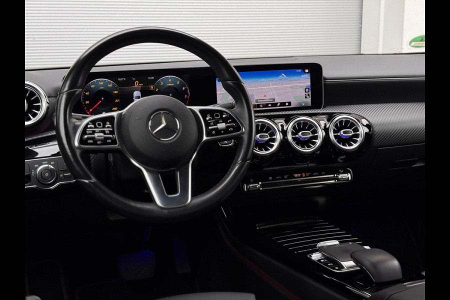 Mercedes-Benz A-Klasse 200 Edition Premium Sfeer/Camera/Navi Mercedes-Benz A-Klasse 200 Edition Premium Sfeer/Camera/Navi