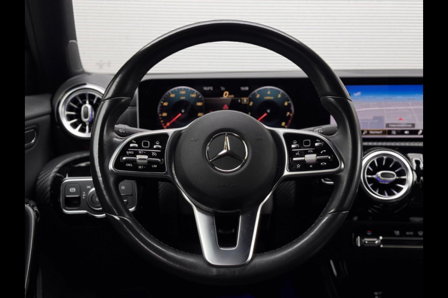 Mercedes-Benz A-Klasse 200 Edition Premium Sfeer/Camera/Navi Mercedes-Benz A-Klasse 200 Edition Premium Sfeer/Camera/Navi