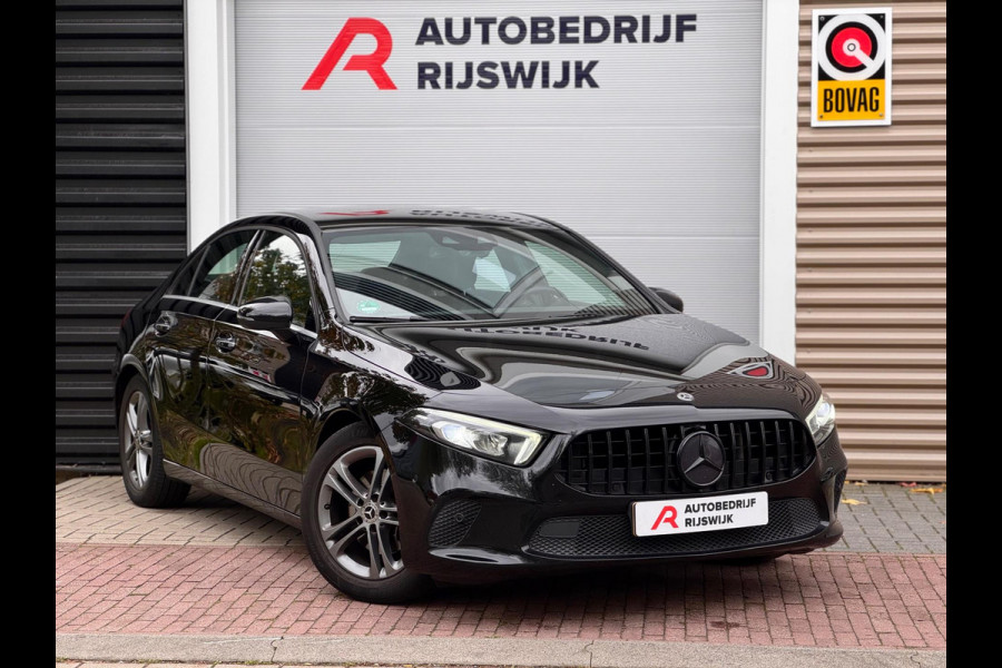 Mercedes-Benz A-Klasse 200 Edition Premium Sfeer/Camera/Navi Mercedes-Benz A-Klasse 200 Edition Premium Sfeer/Camera/Navi