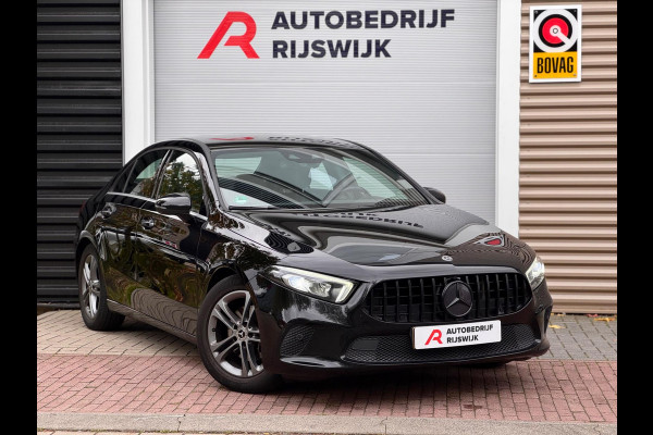 Mercedes-Benz A-Klasse 200 Edition Premium Sfeer/Camera/Navi Mercedes-Benz A-Klasse 200 Edition Premium Sfeer/Camera/Navi