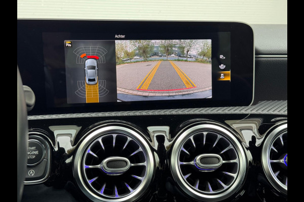 Mercedes-Benz A-Klasse 200 Edition Premium Sfeer/Camera/Navi Mercedes-Benz A-Klasse 200 Edition Premium Sfeer/Camera/Navi