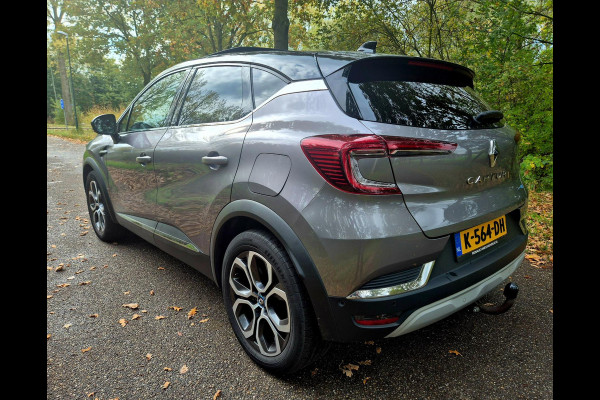 Renault Captur 1.6 E-Tech Plug-in Hybrid 160 Panoramadsk trekhaak Renault Captur 1.6 E-Tech Plug-in Hybrid 160 Panoramadsk trekhaak