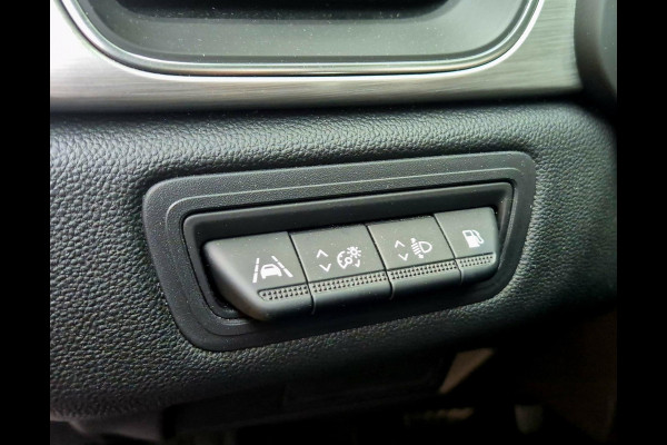 Renault Captur 1.6 E-Tech Plug-in Hybrid 160 Panoramadsk trekhaak Renault Captur 1.6 E-Tech Plug-in Hybrid 160 Panoramadsk trekhaak