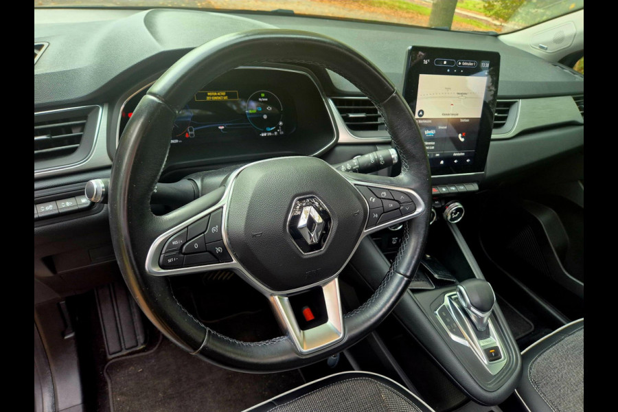 Renault Captur 1.6 E-Tech Plug-in Hybrid 160 Panoramadsk trekhaak Renault Captur 1.6 E-Tech Plug-in Hybrid 160 Panoramadsk trekhaak